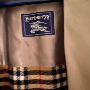 Burberry Gabardine Waterloo Trench Coat - women
